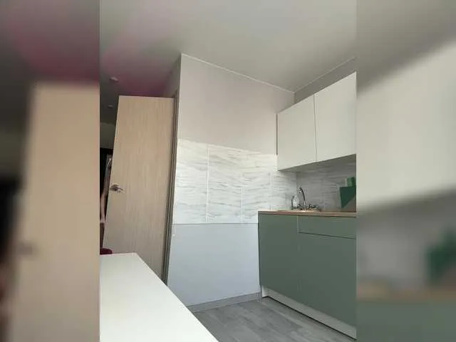 Adelaida1001 live stream preview