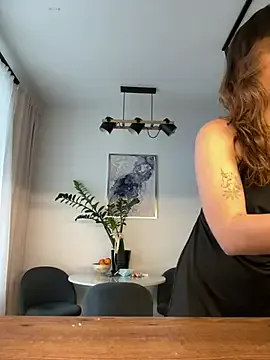 MariiD live stream preview